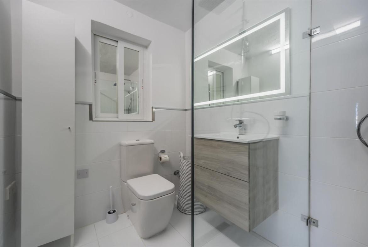 Deluxe Seaview Apartment Saint Julian's Εξωτερικό φωτογραφία