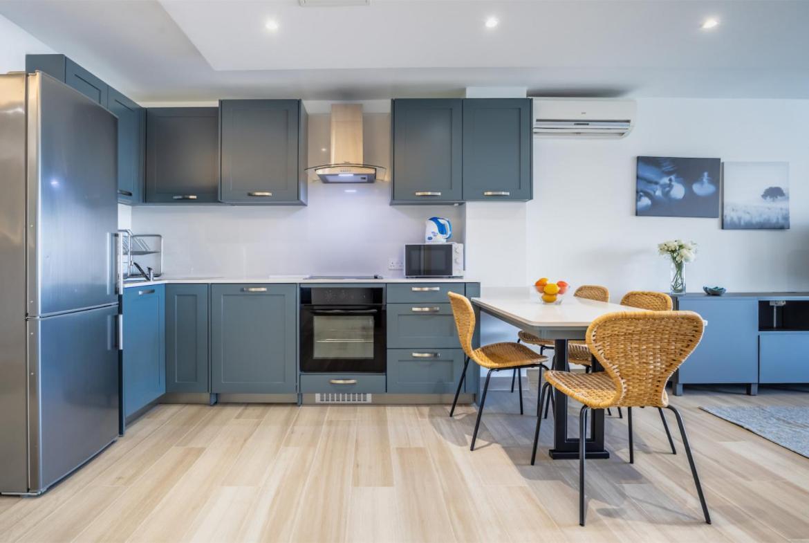 Deluxe Seaview Apartment Saint Julian's Εξωτερικό φωτογραφία