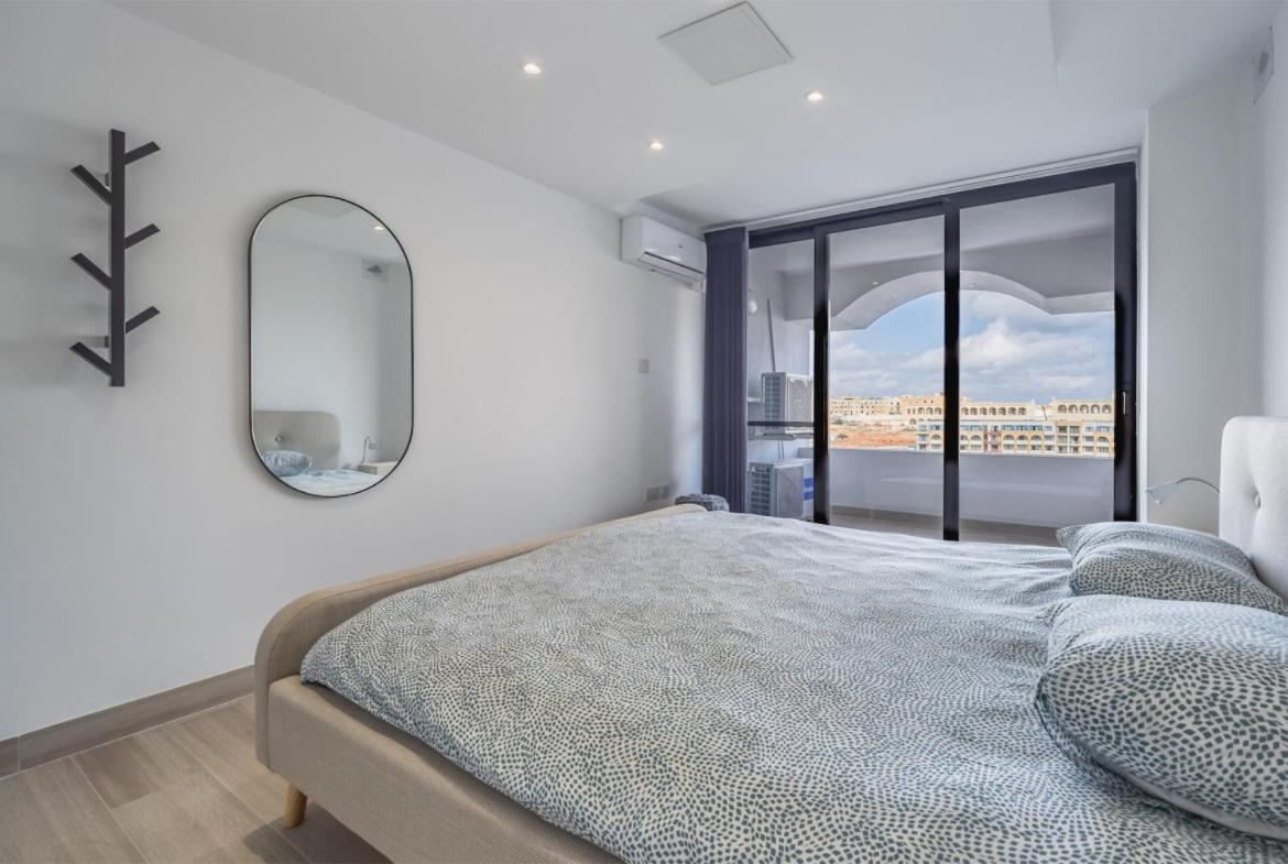 Deluxe Seaview Apartment Saint Julian's Εξωτερικό φωτογραφία